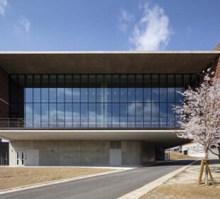 Integrating Tradition and Modernity: Katsura Library at Kyoto University