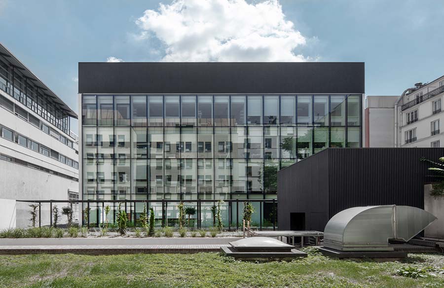 Transforming Spaces: Omics Research Center by jaq