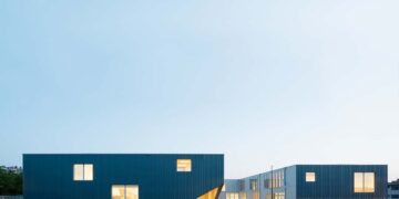 Redefining Primary Education: Porto Potenza Picena Primary School by Settanta7